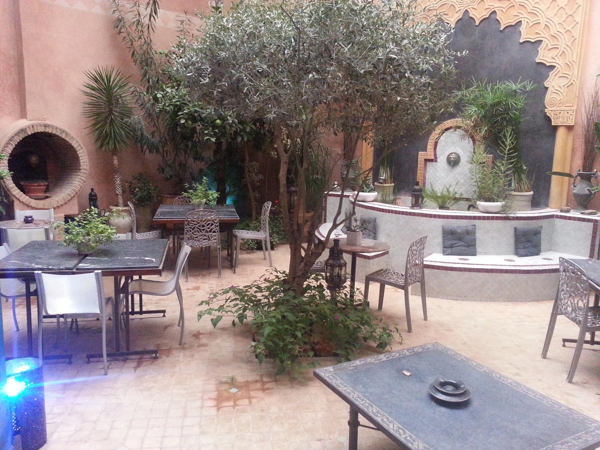 Les Bains De Fez Tara Bed & Breakfast Exterior photo